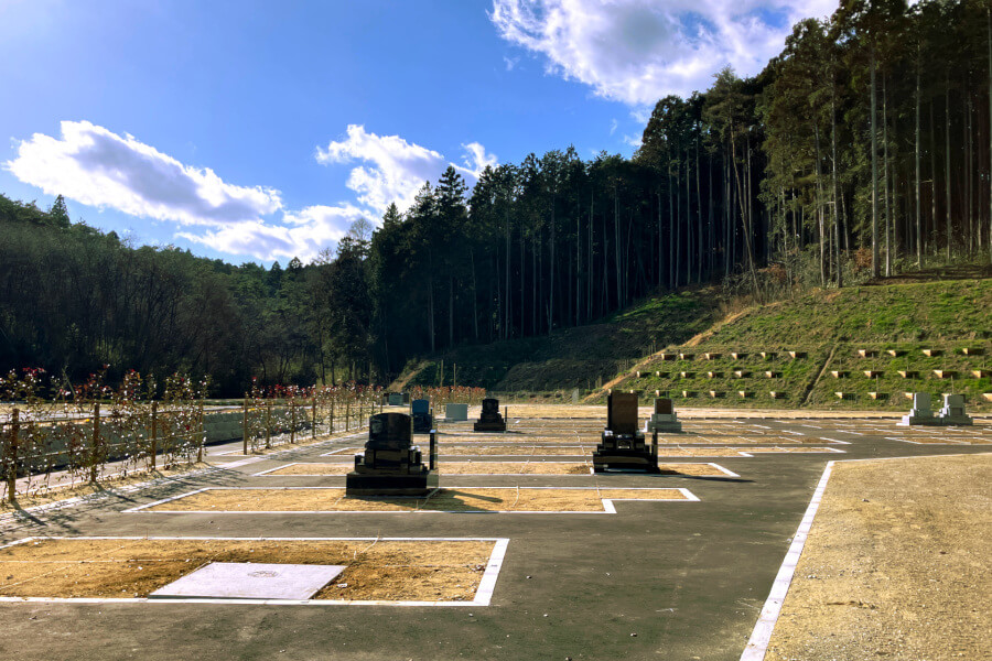 一般墓地（愛称：ひだまり）