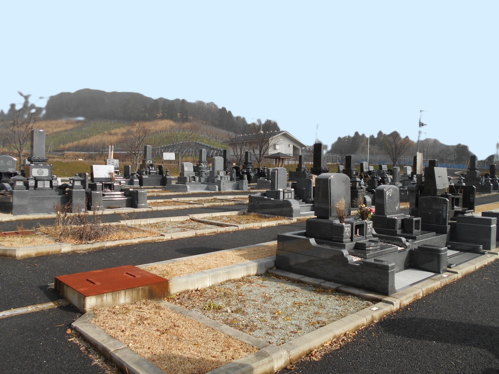 大平山みはらし霊園